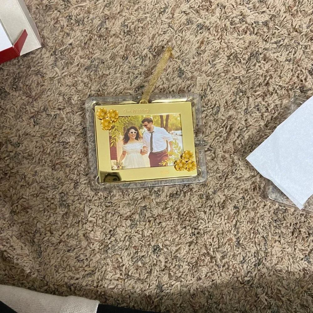 Hallmark‎ Keepsake 2025 Our Wedding Photo Holder Christmas Ornament Gold Metal